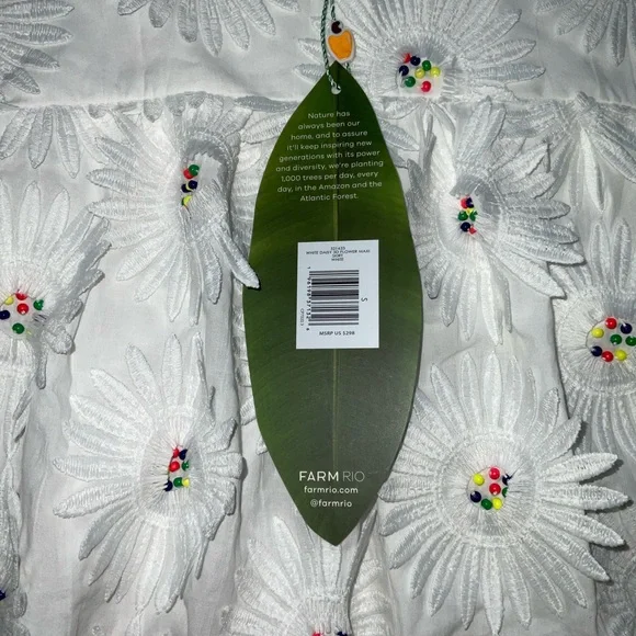 FARM Rio White 3D Maxi Skirt - Picture 3 of 3